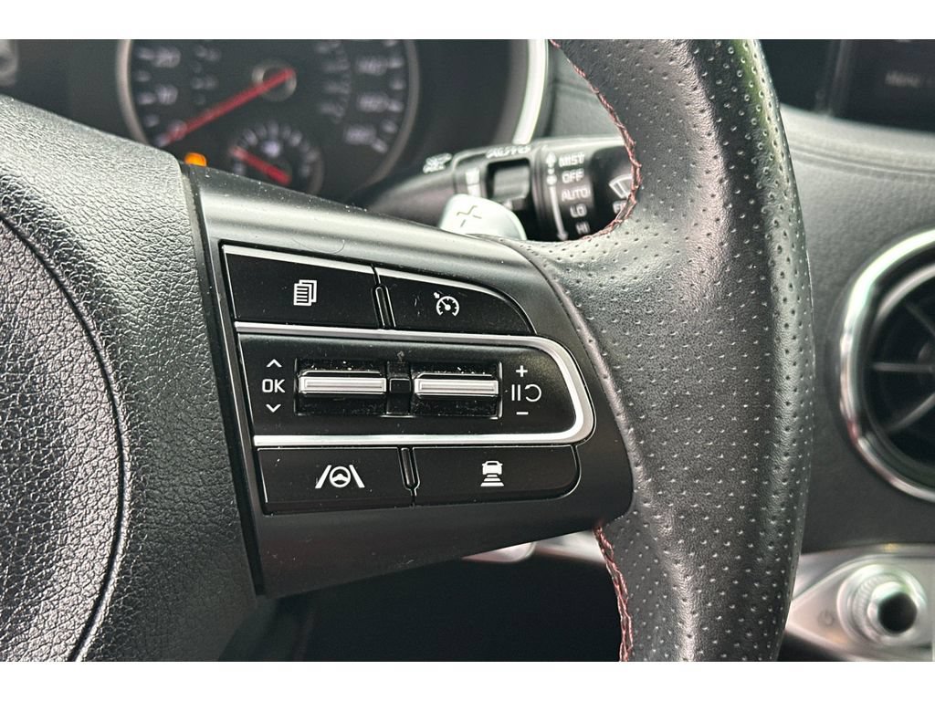 Used 2022 Kia Stinger GT1 w/ Red Interior Color Package RWD image 28