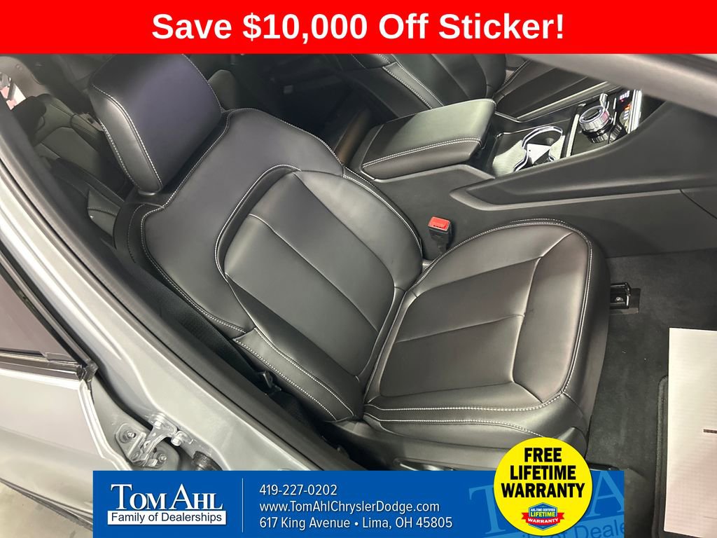 New 2025 Jeep Grand Cherokee L Limited w/ Black Appearance Package image 24