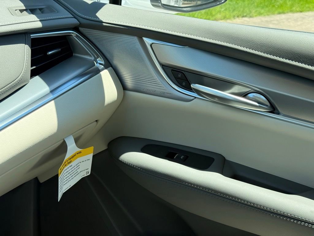 New 2026 Cadillac XT5 Premium Luxury FWD image 32