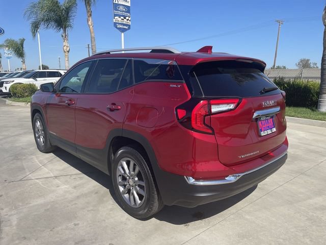 Used 2022 GMC Terrain SLT w/ Infotainment Package II FWD image 6