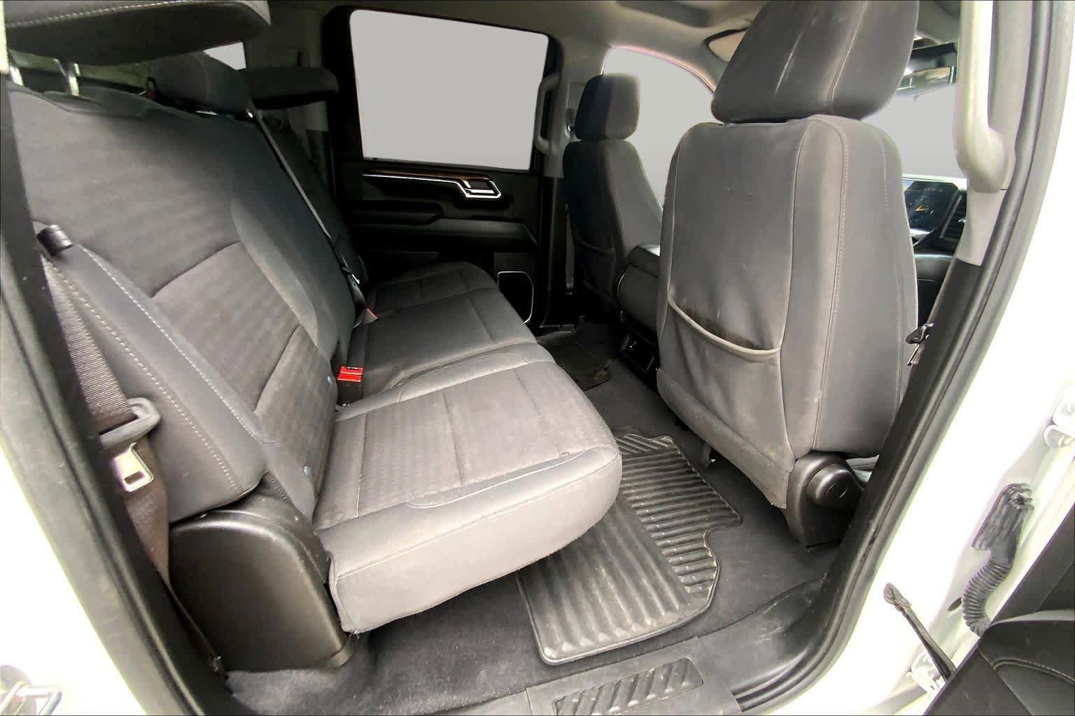 Used 2024 Chevrolet Silverado 2500 LT AWD/4WD image 20
