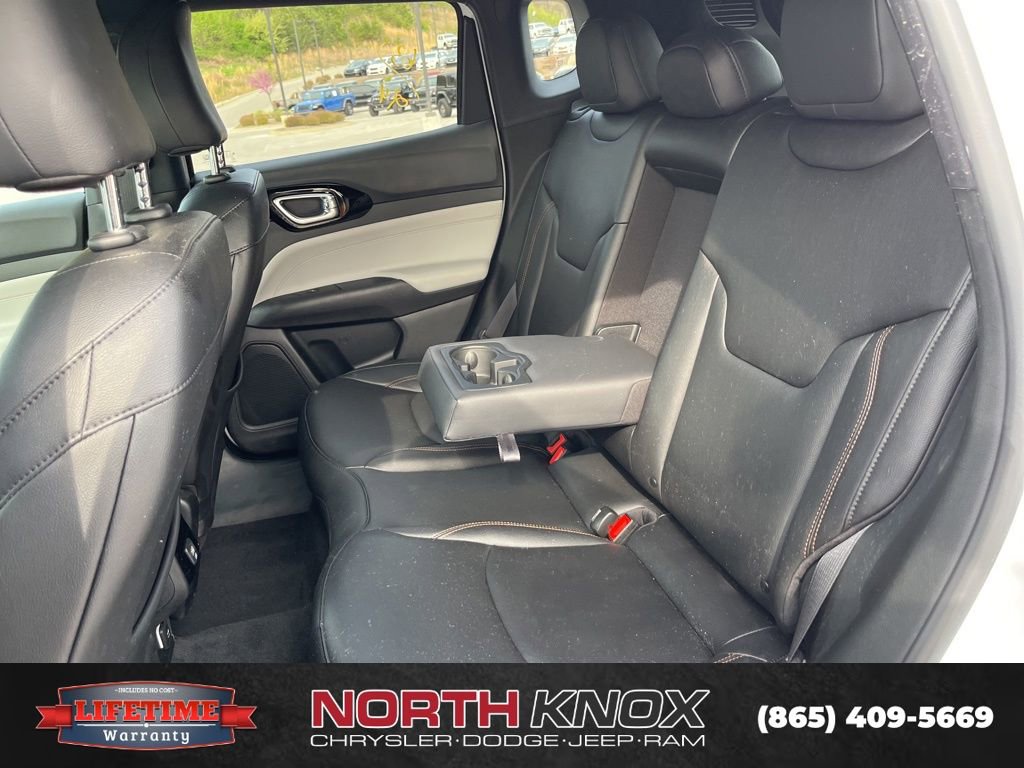 Used 2024 Jeep Compass Limited image 9