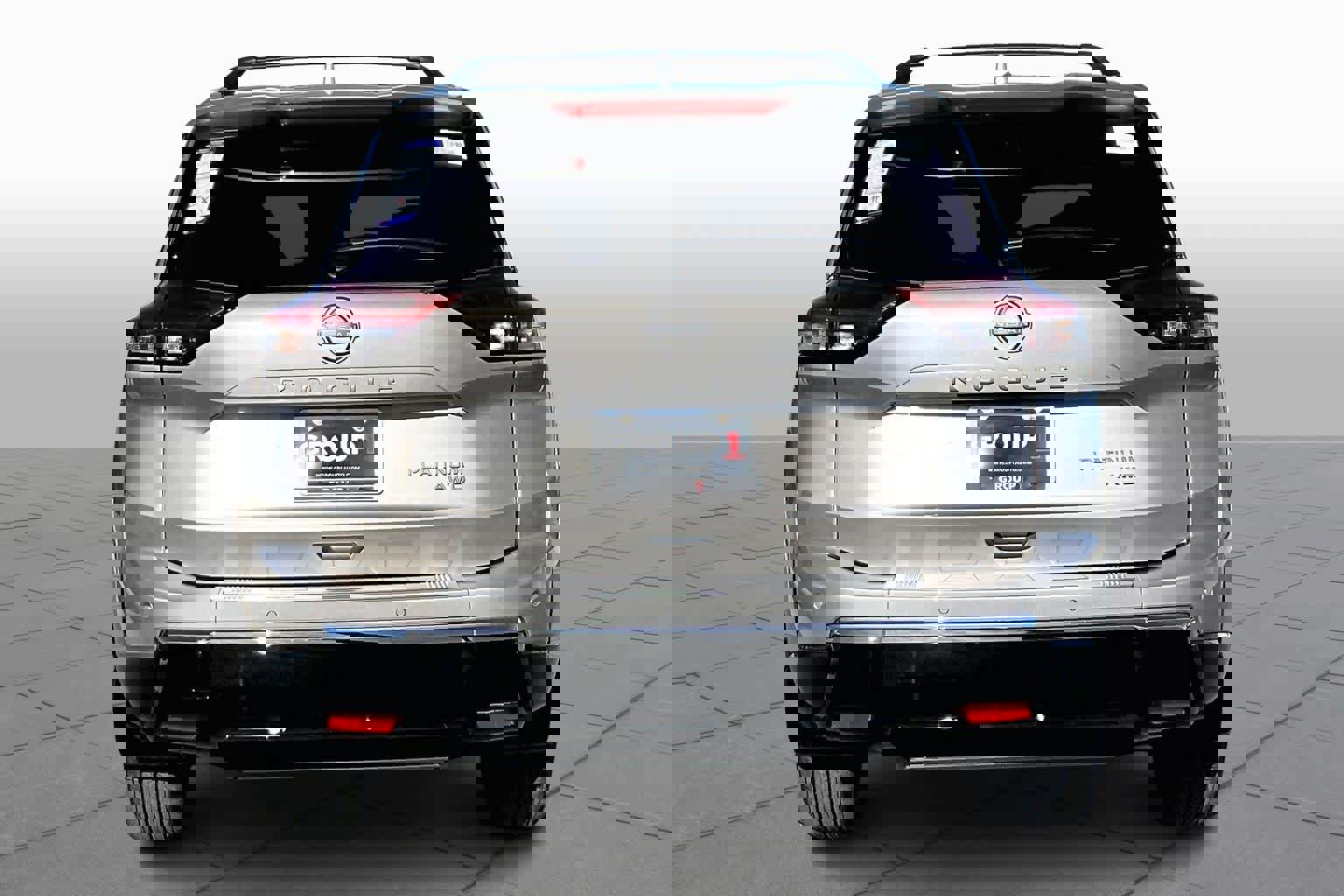 New 2026 Nissan Rogue Platinum image 4