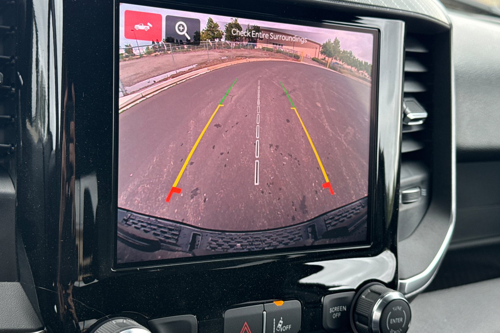 New 2026 RAM 1500 Express AWD/4WD image 17