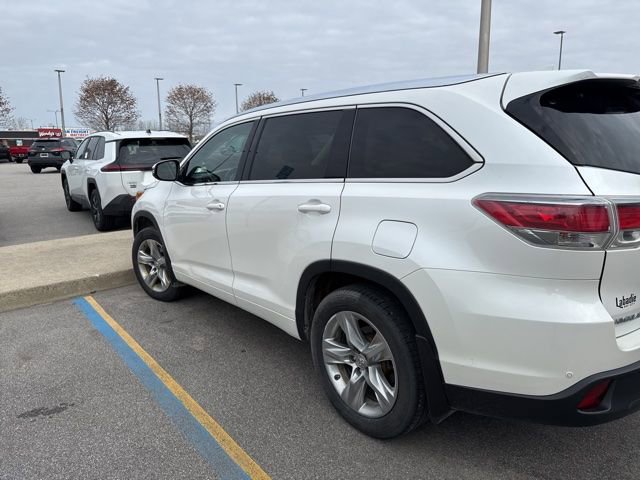 Used 2015 Toyota Highlander Limited AWD/4WD image 4