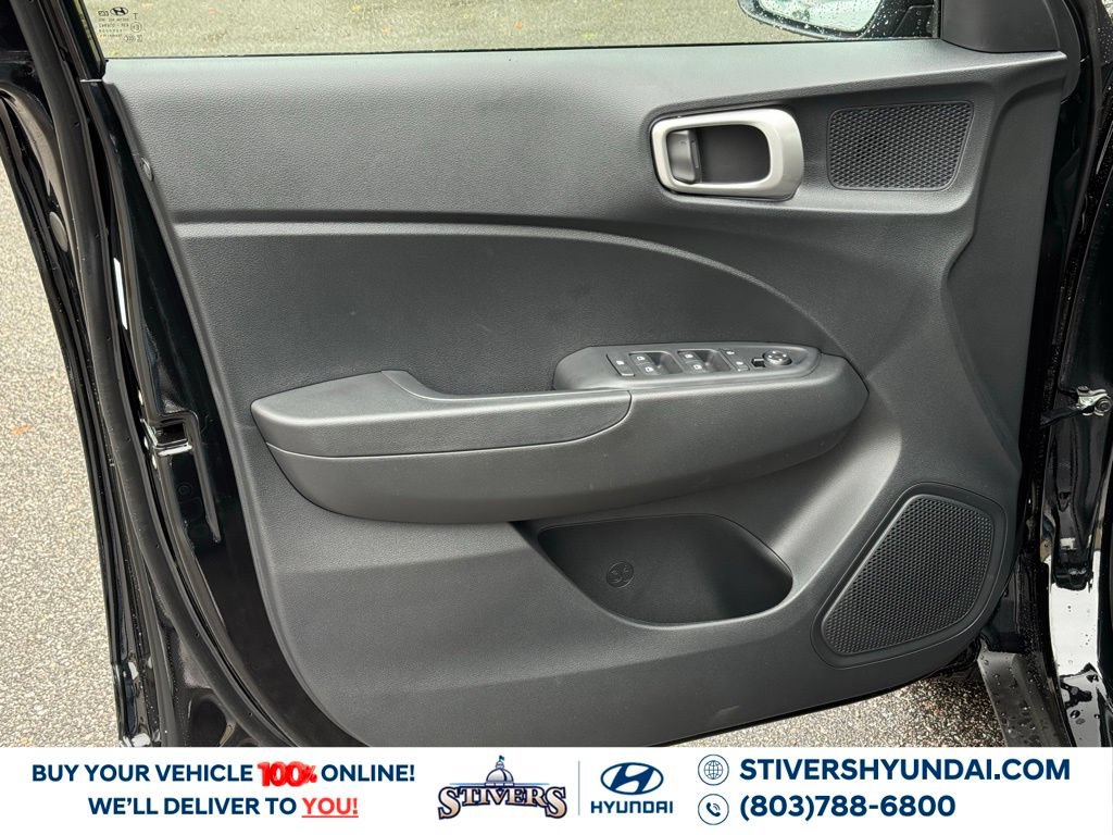 Certified 2026 Hyundai Venue SE FWD image 20