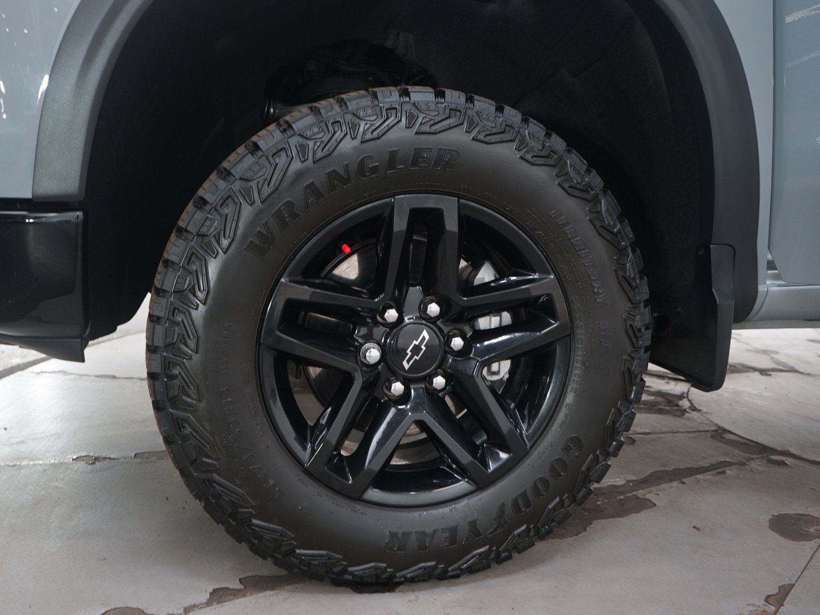 Used 2024 Chevrolet Silverado 1500 LT Trail Boss w/ LT Trail Boss Premium Package AWD/4WD image 31