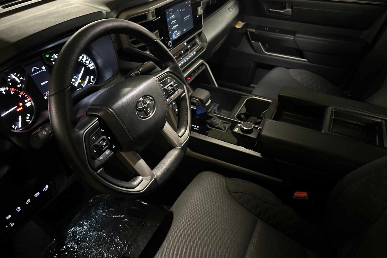 New 2026 Toyota Tundra SR5 w/ SR5 Convenience Package RWD image 9