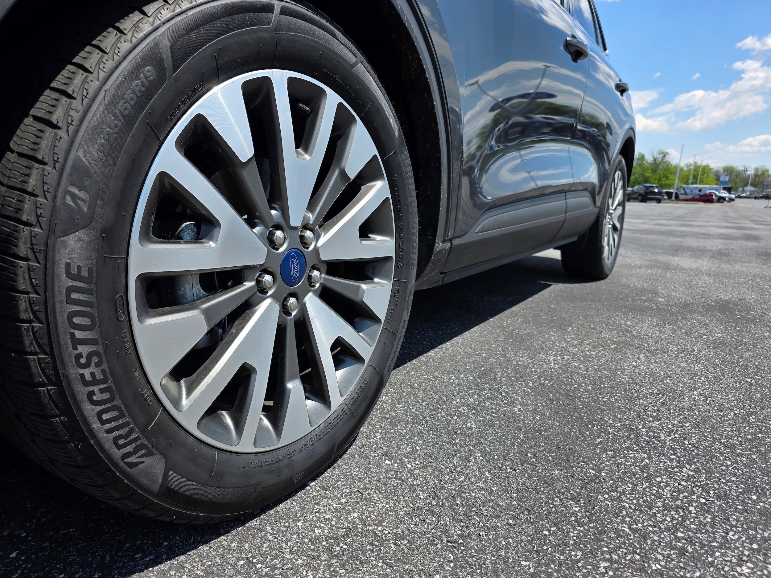 Used 2020 Ford Escape Titanium FWD image 21