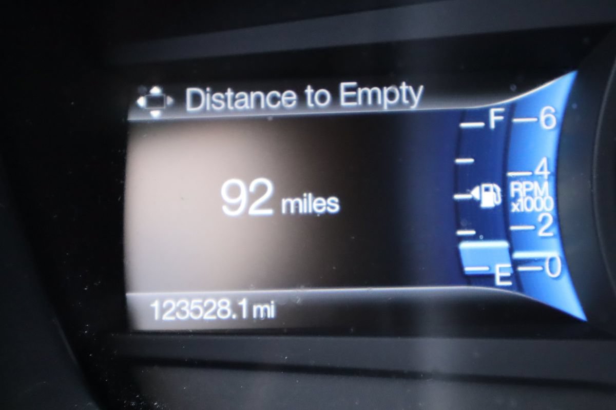 Used 2015 Ford Expedition Limited w/ Equipment Group 301A AWD/4WD image 47