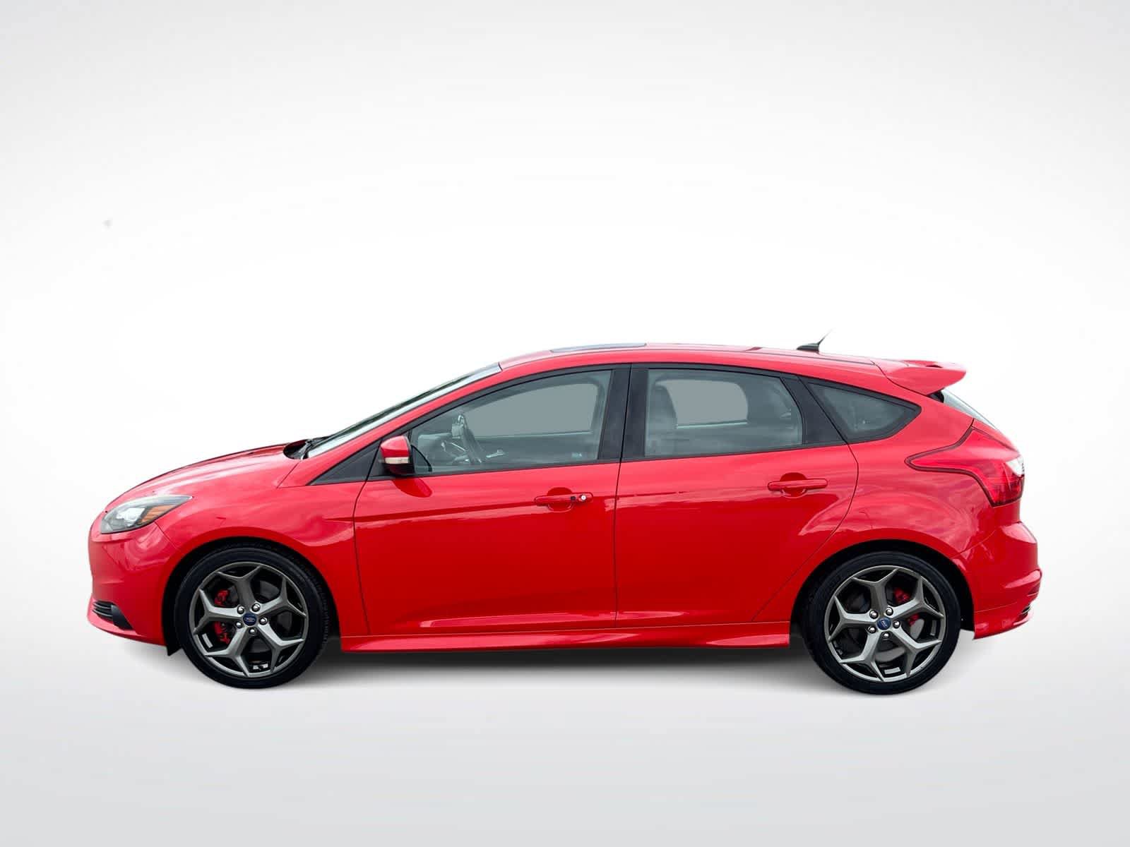 Used 2014 Ford Focus ST w/ Equipment Group 202A FWD image 5