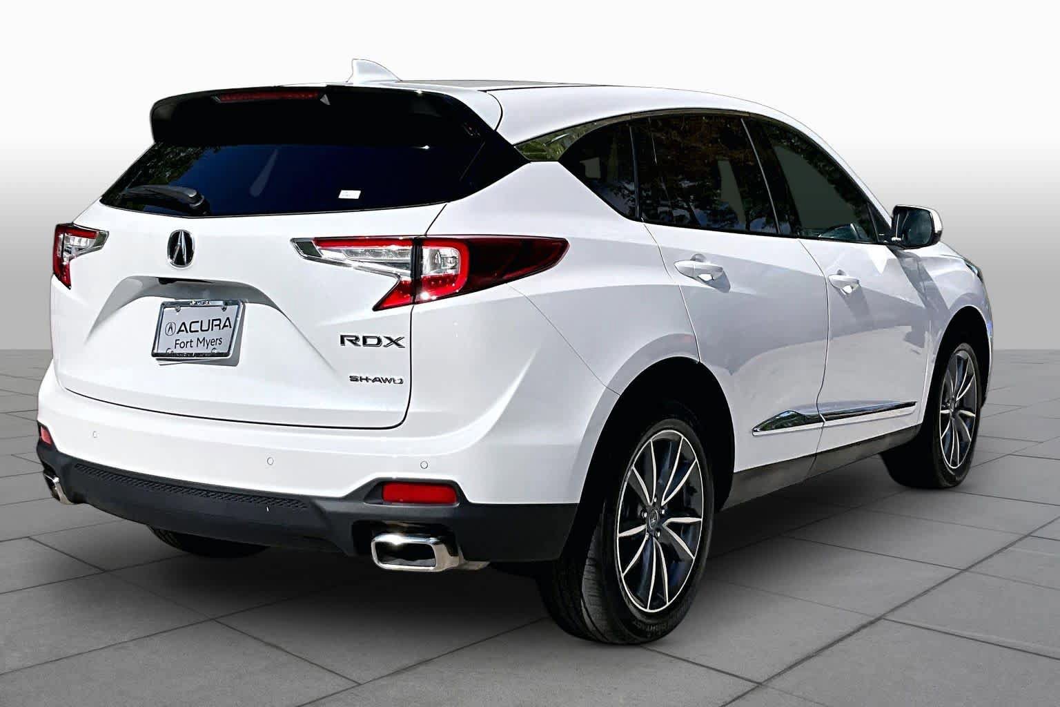 Used 2024 Acura RDX SH-AWD w/ Technology Package image 13