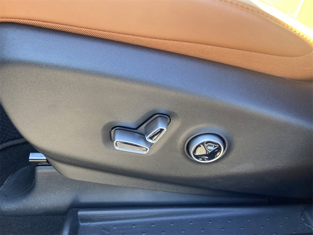 New 2026 Chrysler Pacifica Pinnacle image 14