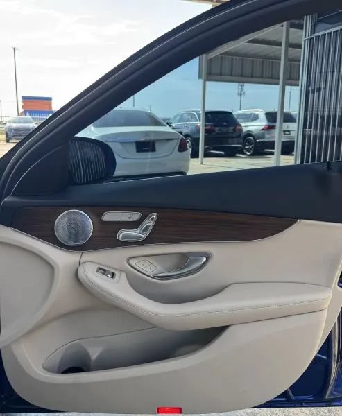 Used 2021 Mercedes-Benz C 300 Sedan image 21