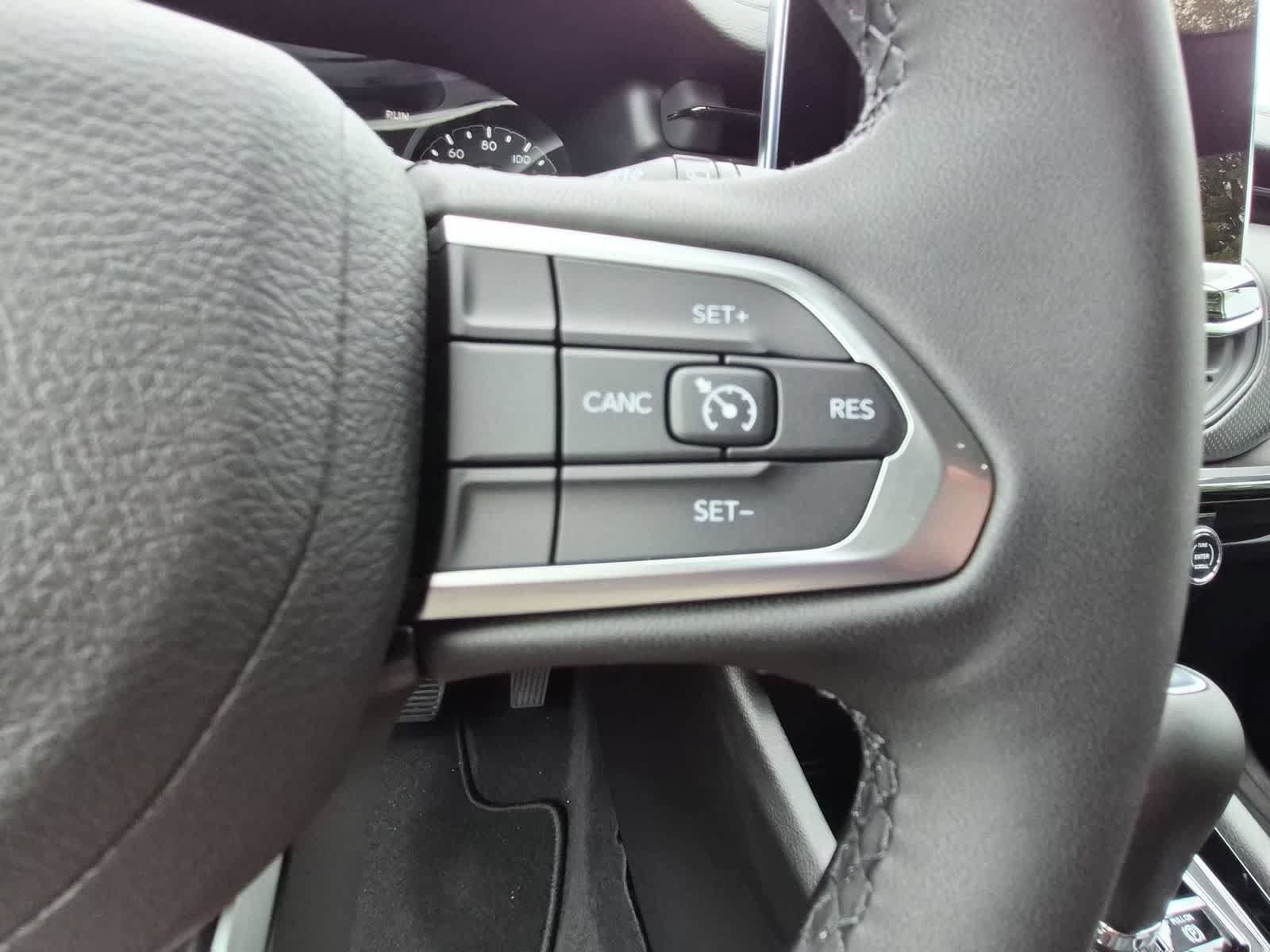 New 2026 Jeep Compass Latitude AWD/4WD image 23