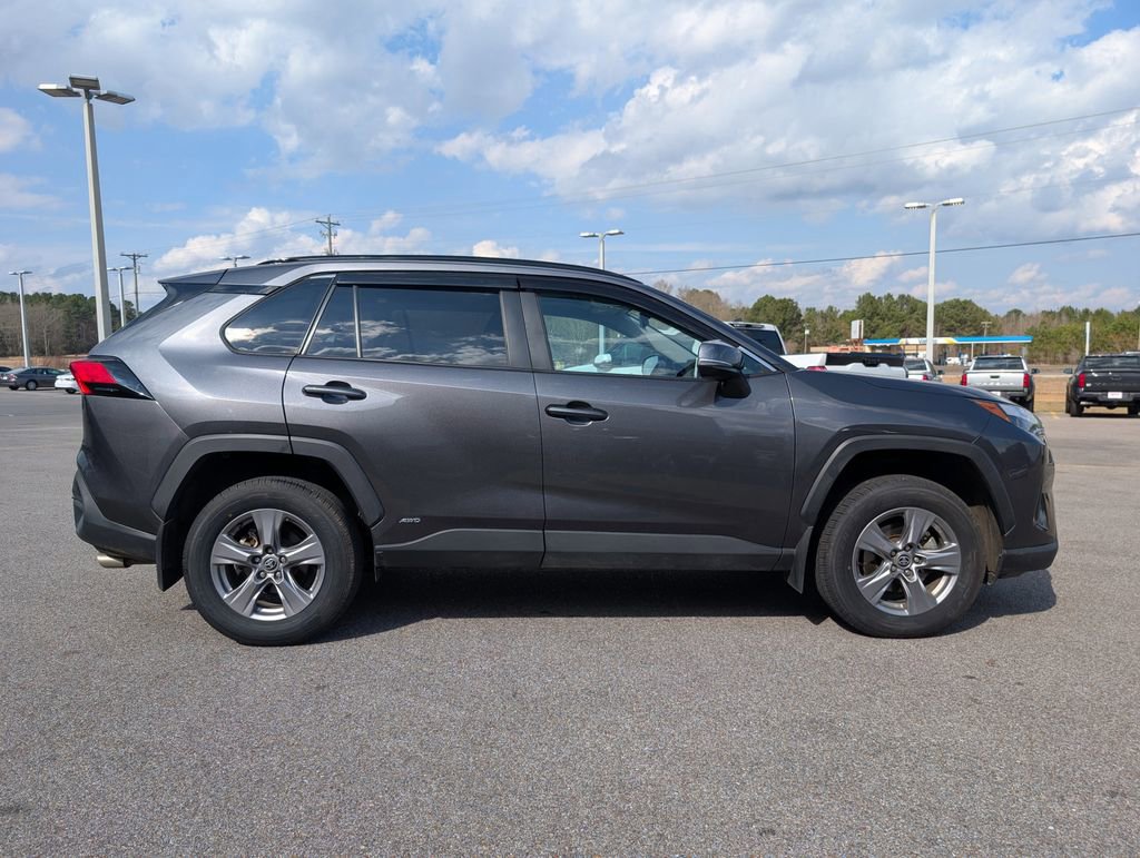 Used 2023 Toyota RAV4 XLE w/ Convenience Package image 6