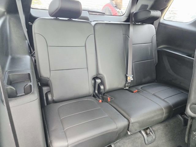 Certified 2023 Chevrolet Traverse LT w/ LT Premium Package image 13