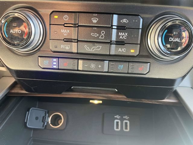 Used 2016 Ford F150 Lariat w/ Equipment Group 502A Luxury AWD/4WD image 34