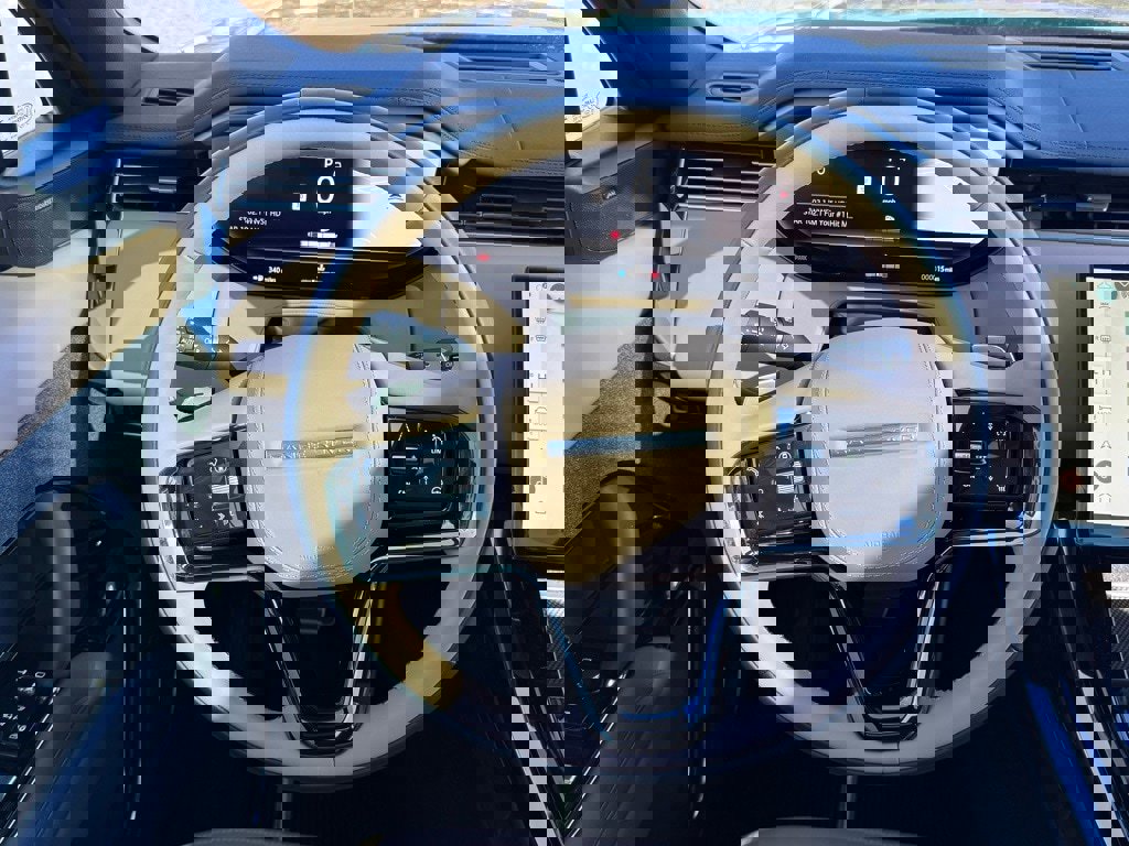 New 2025 Land Rover Range Rover Sport Dynamic SE image 15