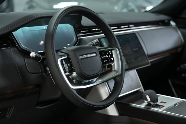 Used 2026 Land Rover Range Rover SE AWD/4WD image 19