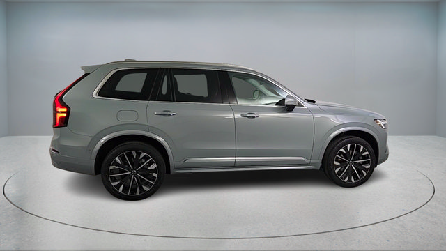 New 2026 Volvo XC90 B6 Ultra w/ Protection Package AWD/4WD image 8