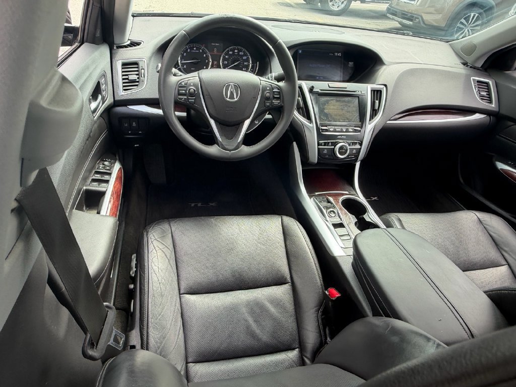 Used 2015 Acura TLX w/ Technology Package FWD image 13