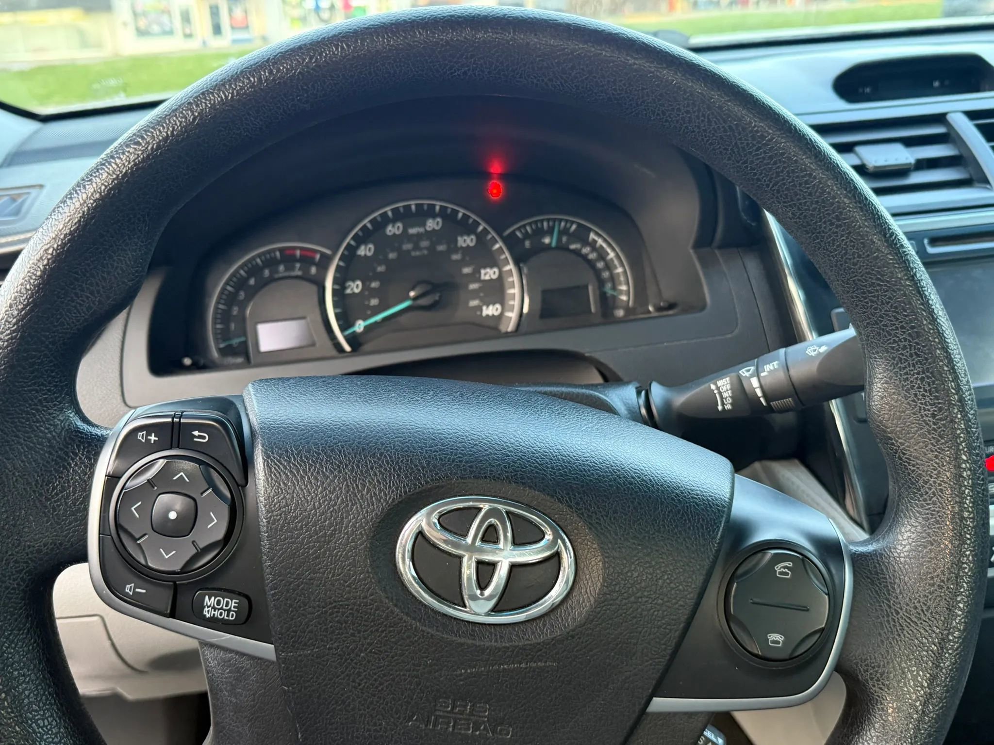 Used 2013 Toyota Camry LE w/ Preferred Accessory Pkg image 13