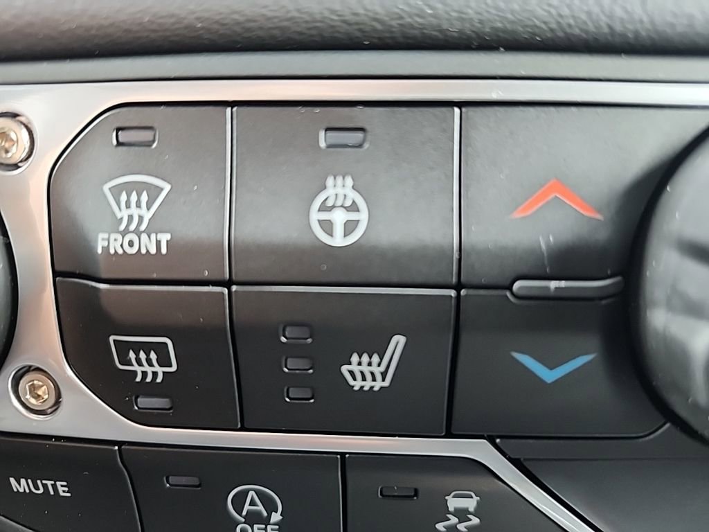 New 2025 Jeep Wrangler Sahara image 32