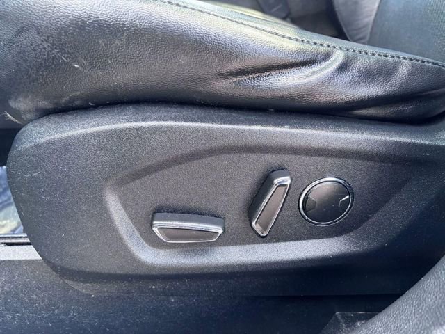 Used 2016 Ford Edge Titanium w/ Equipment Group 302A AWD/4WD image 12