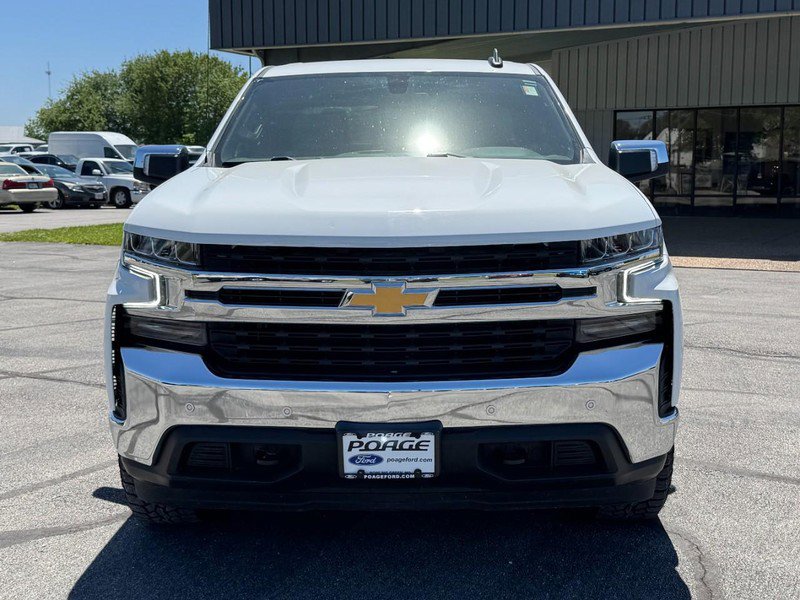 Used 2022 Chevrolet Silverado 1500 LT AWD/4WD image 9