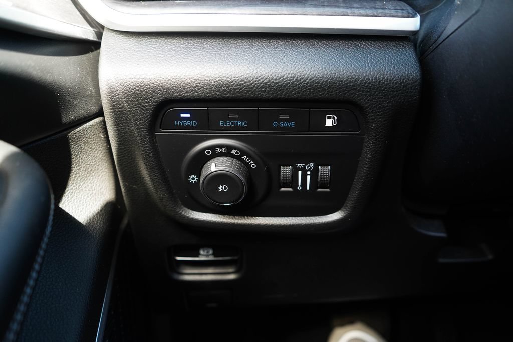 Used 2023 Jeep Grand Cherokee 4WD 4xe image 31