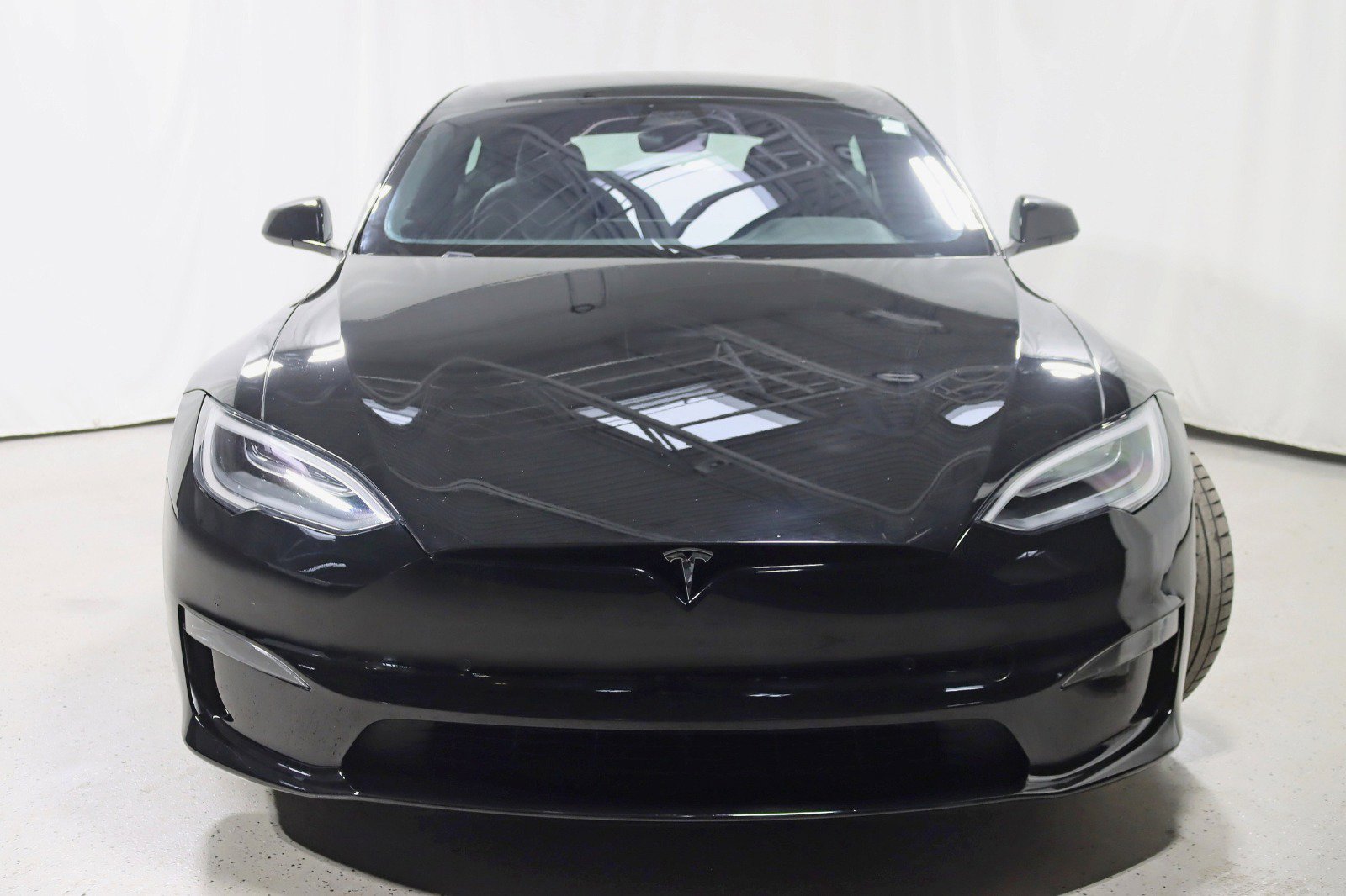 Used 2022 Tesla Model S Plaid image 8