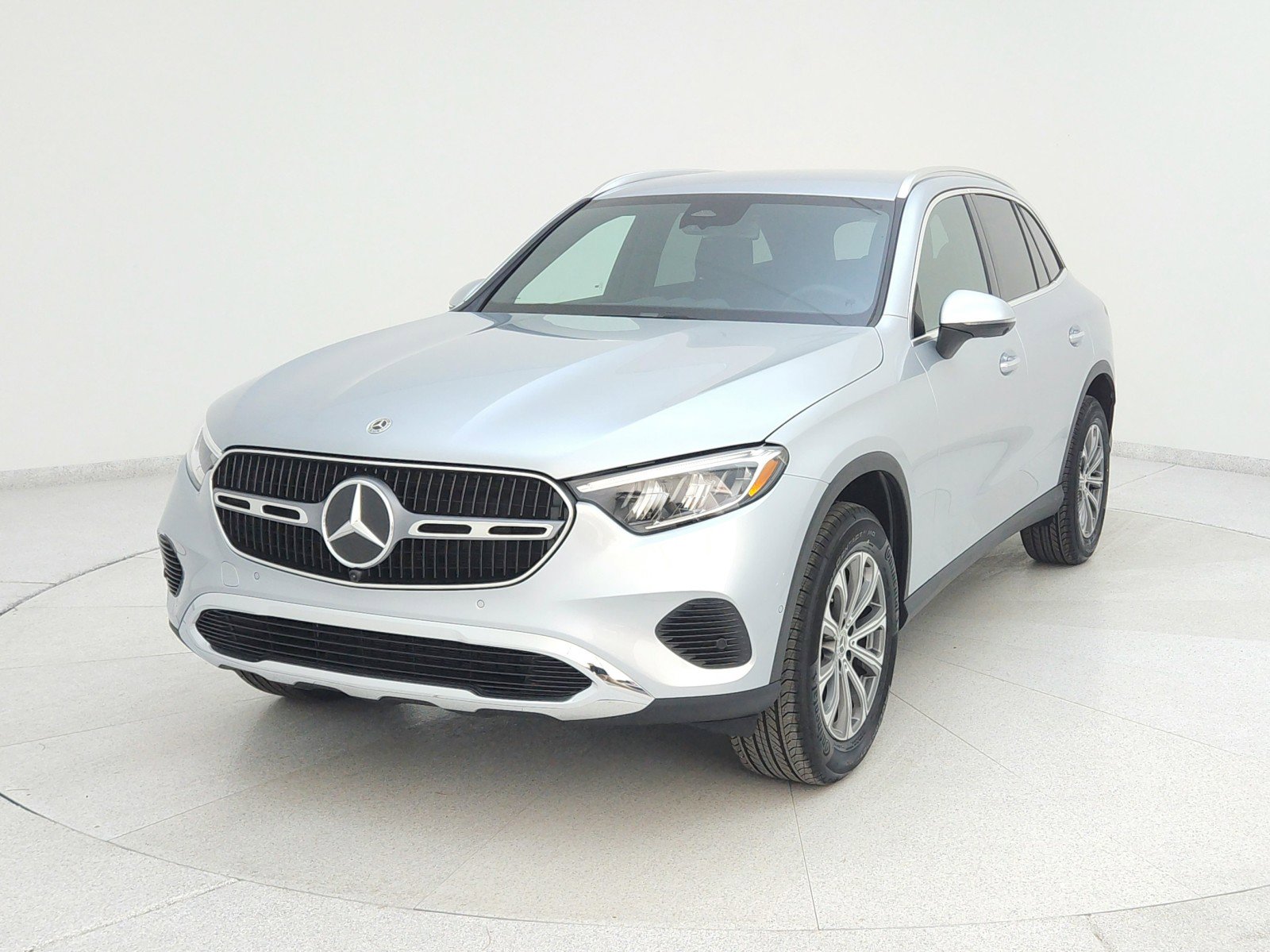 New 2025 Mercedes-Benz GLC 300