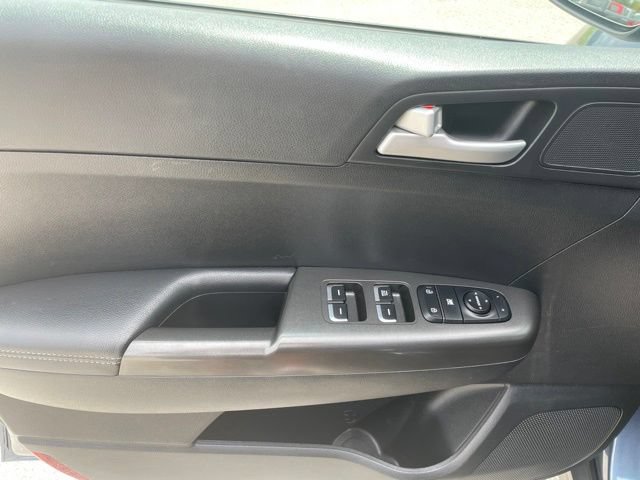 Used 2018 Kia Sportage LX AWD/4WD image 20
