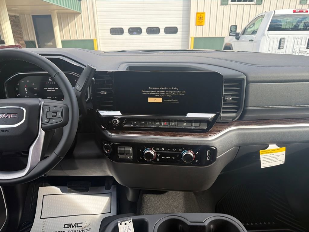 New 2026 GMC Sierra 1500 SLE w/ Preferred Package AWD/4WD image 19