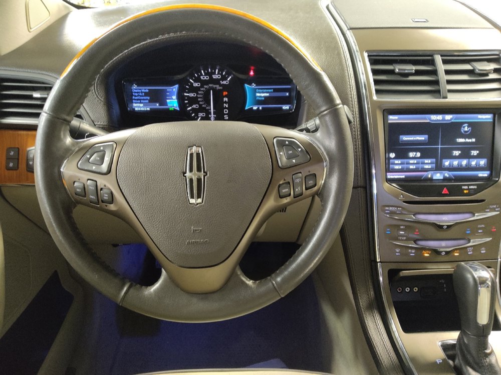 Used 2015 Lincoln MKX FWD w/ Equipment Group 102A image 22