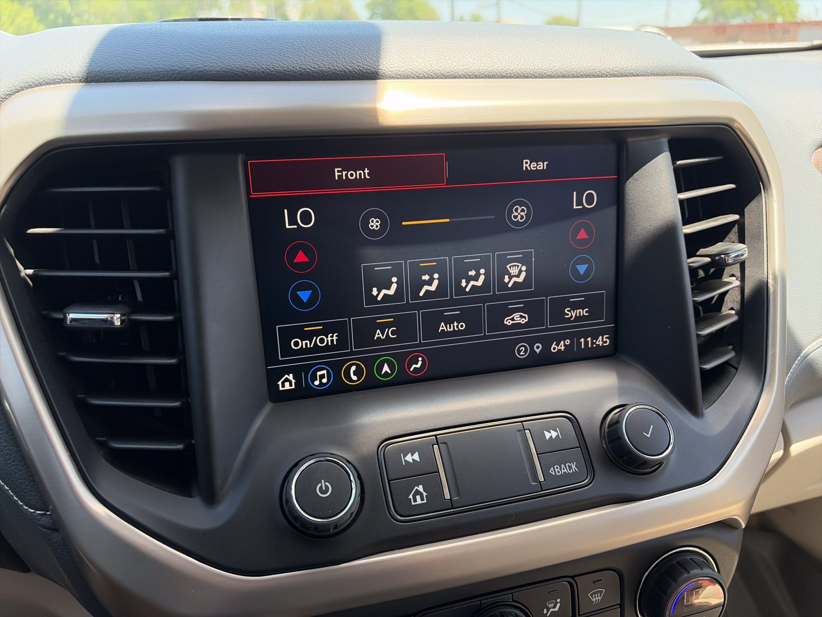 Used 2021 GMC Acadia Denali w/ Denali Ultimate Package AWD/4WD image 23