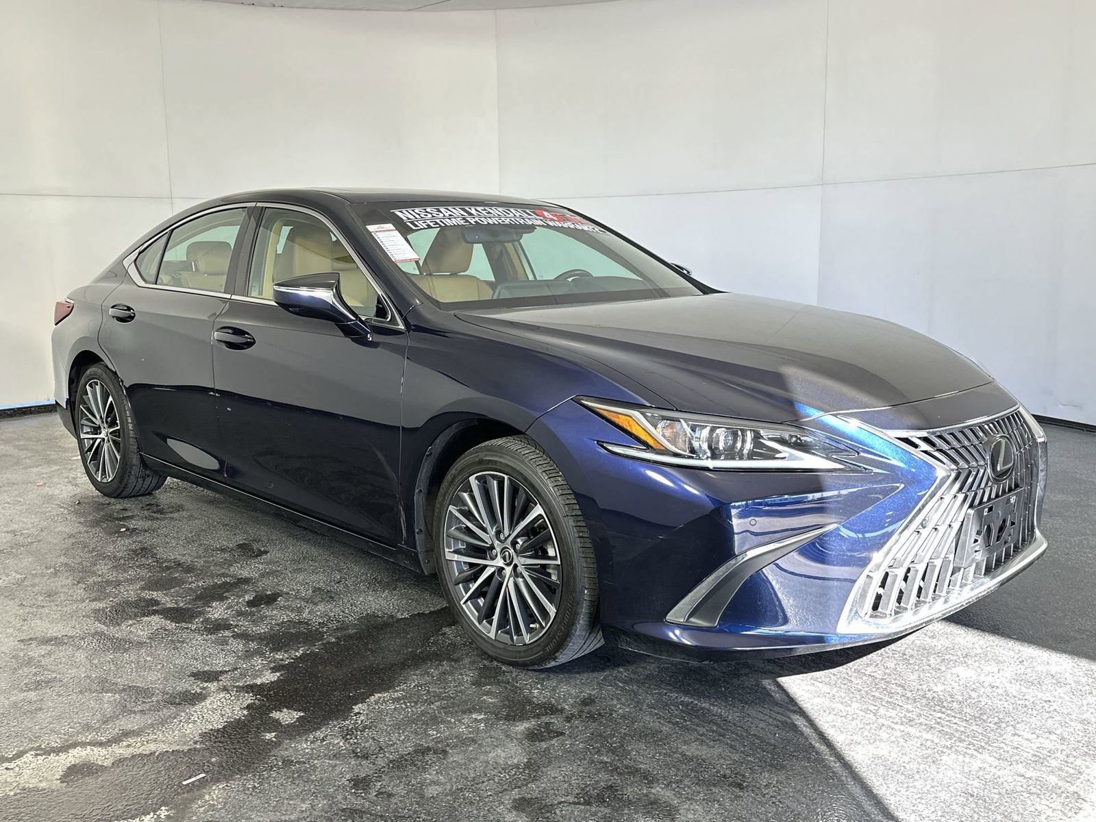 Used 2022 Lexus ES 350 w/ Premium Package image 3