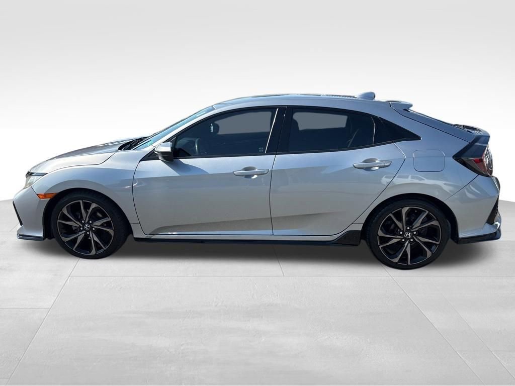 Used 2017 Honda Civic Sport image 2