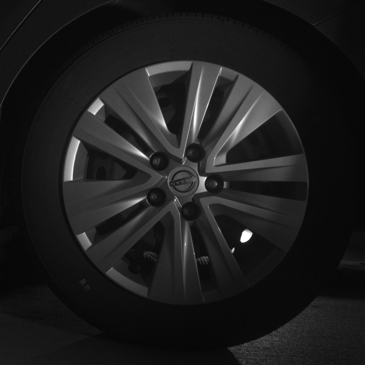 Used 2025 Nissan Sentra S FWD image 14