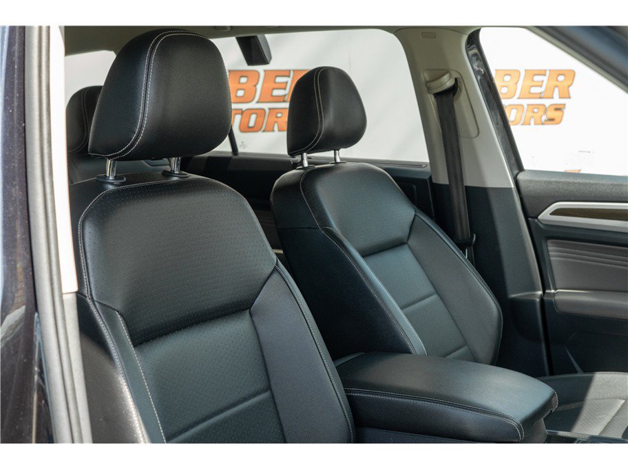 Used 2022 Volkswagen Atlas SE w/ Black Wheel Package FWD image 43