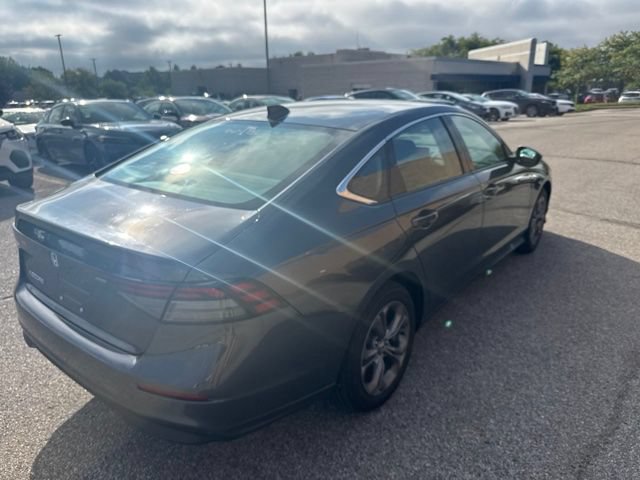 Used 2024 Honda Accord EX image 3