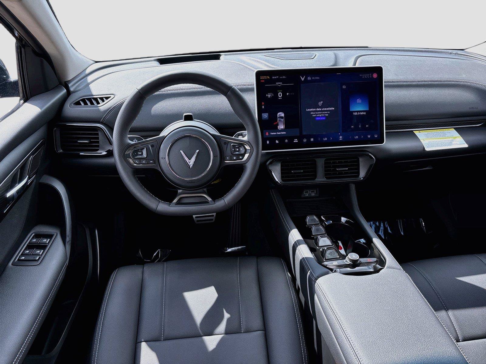 New 2027 VinFast VF 8 Eco AWD/4WD image 21