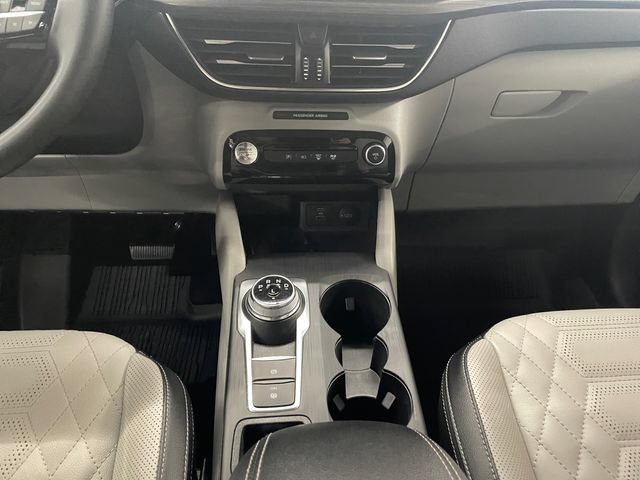Used 2023 Ford Escape SE w/ PHEV Premium Package FWD image 11