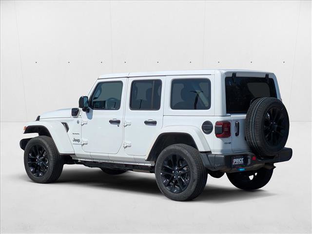Used 2024 Jeep Wrangler Sahara image 5