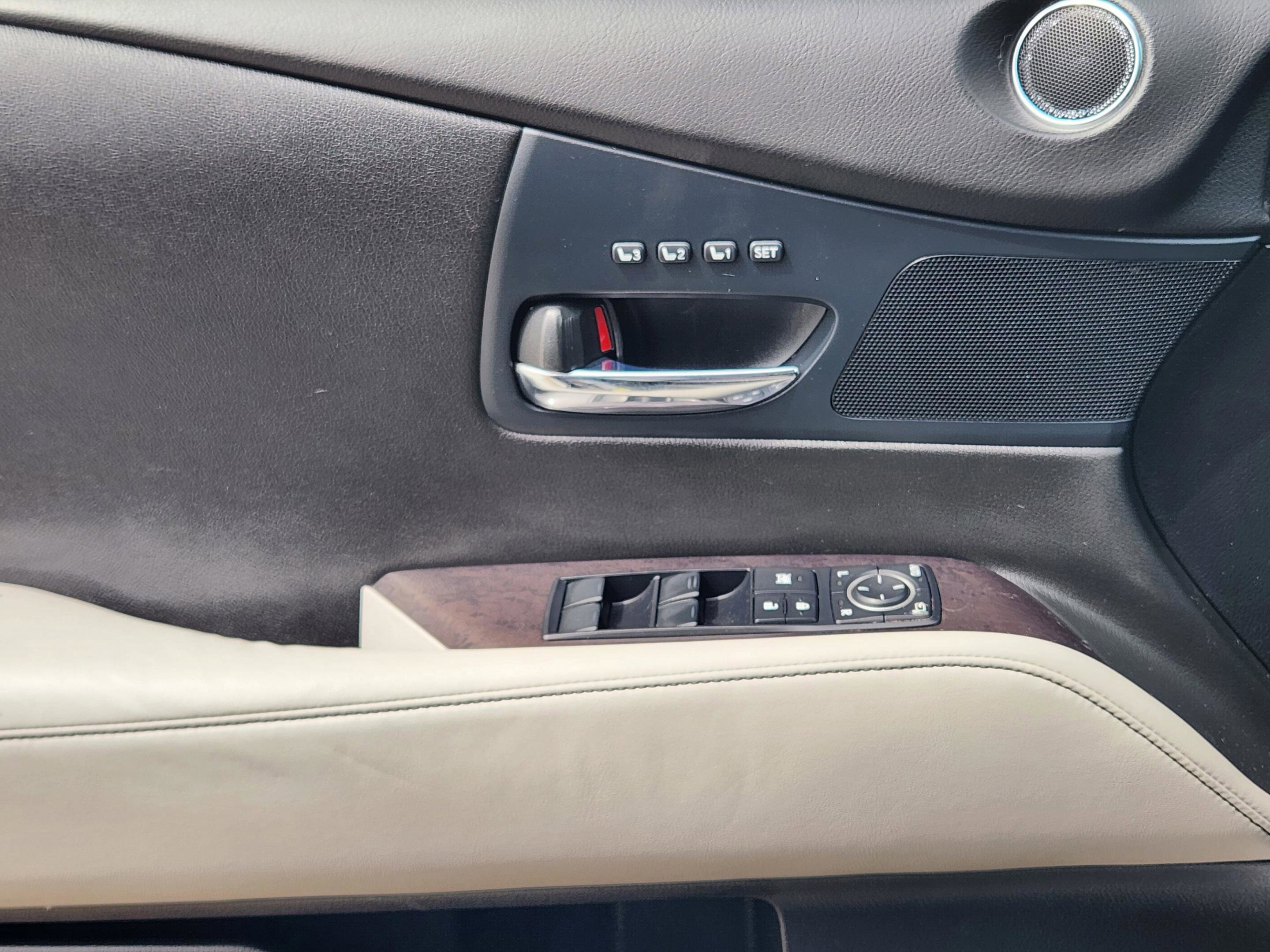 Used 2013 Lexus RX 350 FWD w/ Navigation Pkg image 23