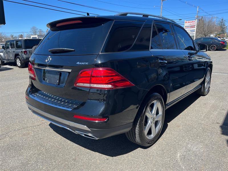 Used 2017 Mercedes-Benz GLE 350 4MATIC image 3