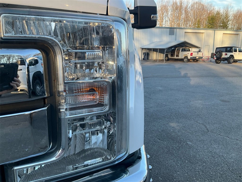 Used 2019 Ford F350 Lariat w/ Lariat Ultimate Package image 9