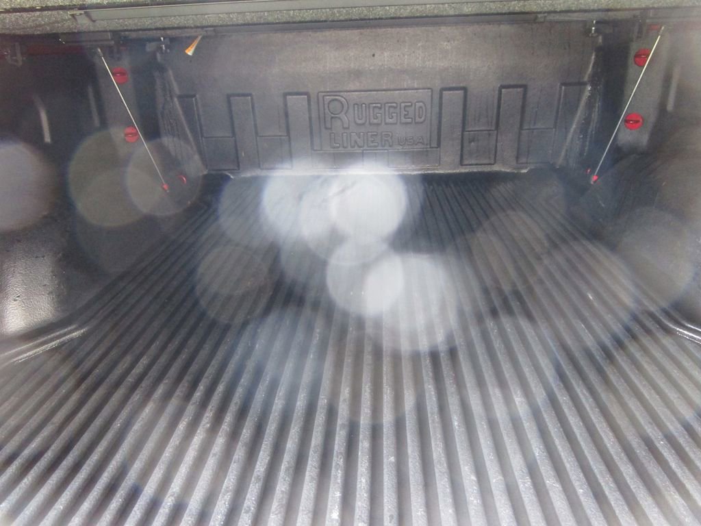 Used 2021 Chevrolet Silverado 1500 LT image 14