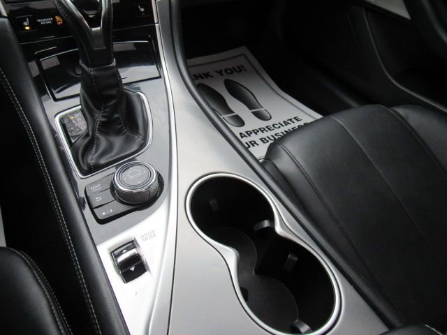 Used 2018 INFINITI Q60 3.0t Luxe w/ Sensory Package 3.0T Luxe image 18